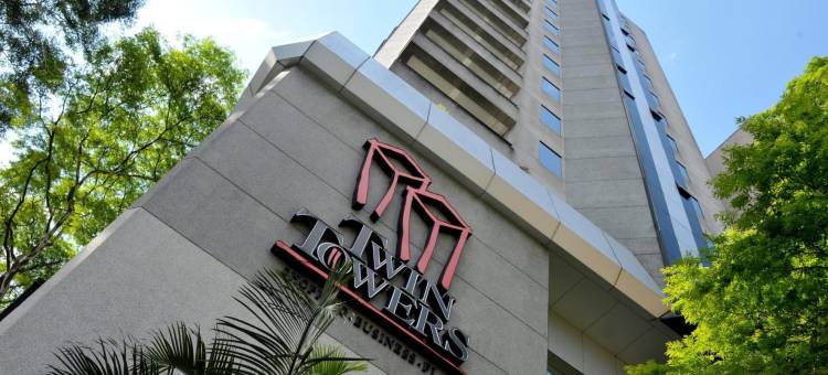 双塔公寓(Twin Towers Flat)图片