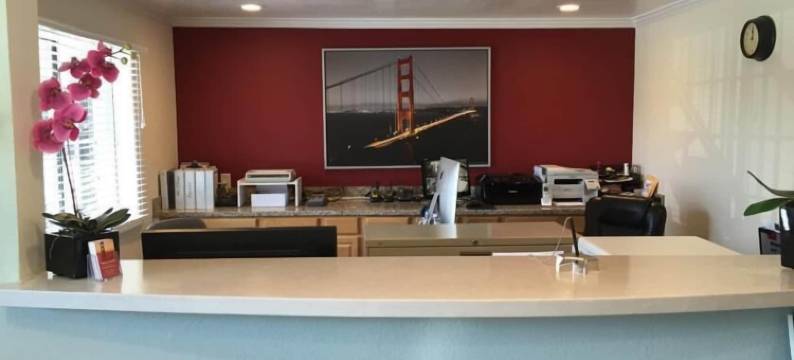 旧金山机场瑞珍斯旅馆(Regency Inn at San Francisco Airport)图片