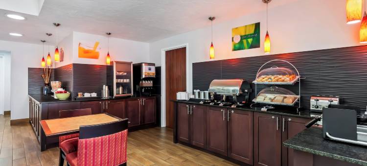 SureStay Plus Hotel by Best Western Norman图片