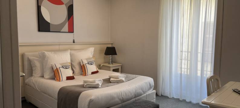 洛吉斯贝尔埃托瓦尔维希酒店(Logis Hôtel Belle Etoile Vichy)图片