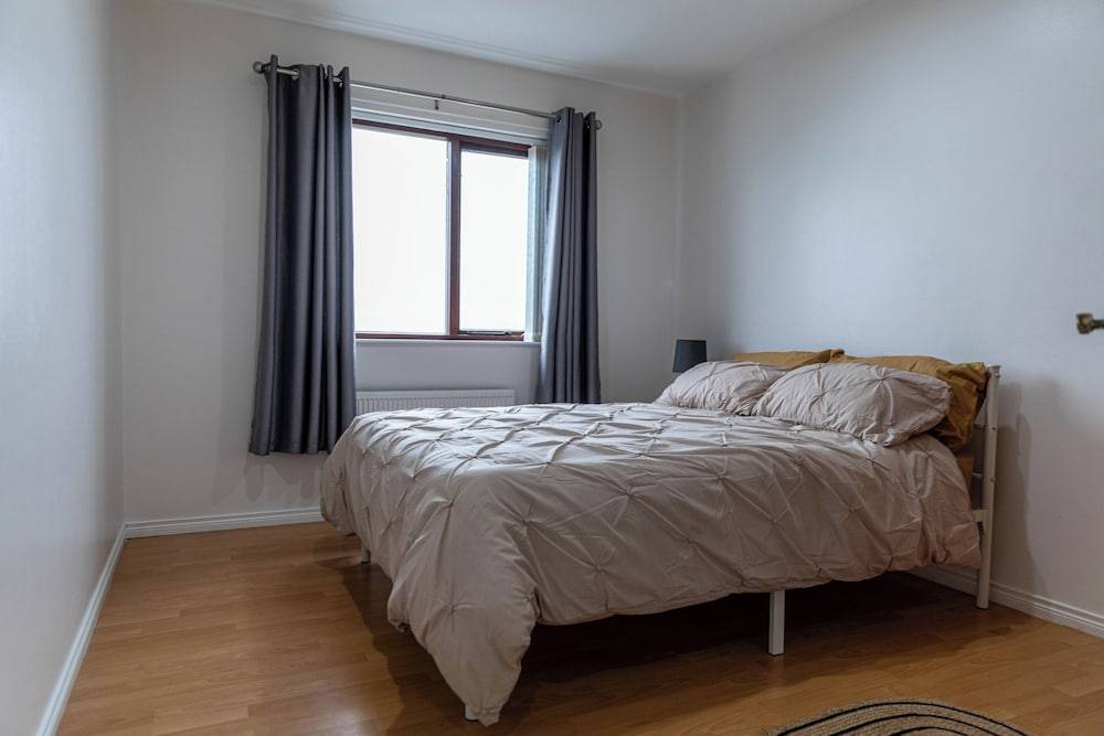 Family friendly cottage with countryside views and spacious garden