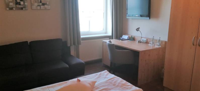 厄灵格兰德酒店(Hotel Landgasthof Euringer)图片