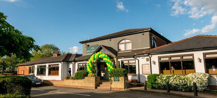 布罗顿酒店(The Broughton Hotel by Greene King Inns)图片