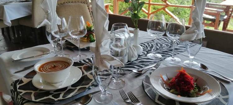 埃米扬华丽露营酒店(Emayian Luxury Camp)图片