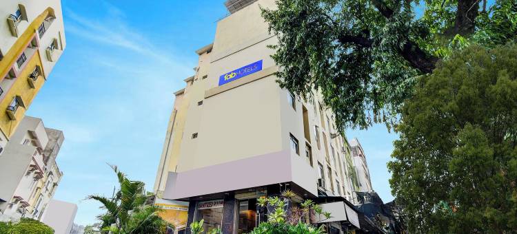Fabhotel Arastu Plaza 酒店(FabHotel Arastu Plaza - Nr Nampally Railway Station)图片