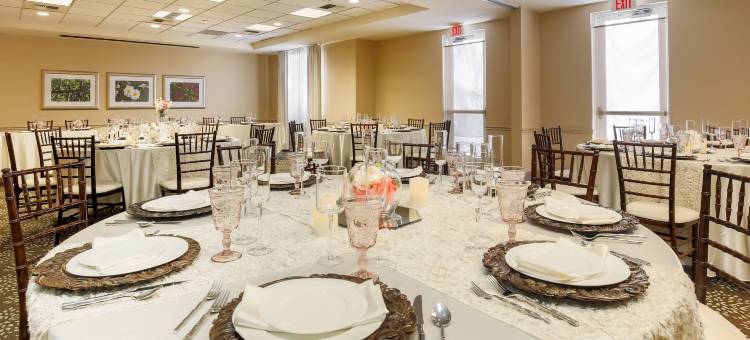 贝克斯菲尔德希尔顿花园酒店(Hilton Garden Inn Bakersfield)图片