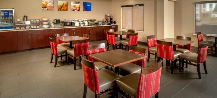 普雷斯顿斯堡西舒适套房酒店(Comfort Suites Prestonsburg West)图片