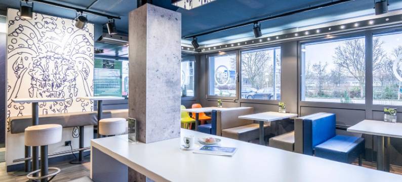 杜塞尔多夫-林托夫 B&B 酒店(B&B HOTEL Düsseldorf-Lintorf)图片