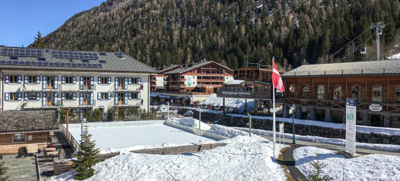 Relaxing Poolside Alpine Apt图片