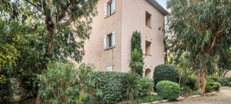 Residence La Pinede for five people图片