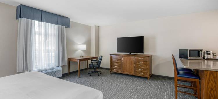 贺雪伊丽莎白镇贝斯特韦斯特SureStay Plus酒店(SureStay Plus Hotel by Best Western Elizabethtown Hershey)图片