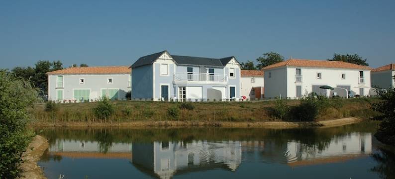 Cozy Home w/ Pool Access图片