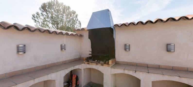 Sunny Roquebrun Getaway图片