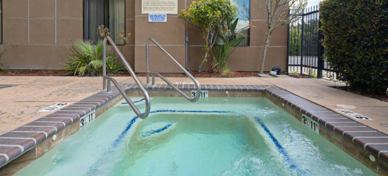 希尔顿欢朋酒店-维塞利亚(Hampton Inn Visalia)图片