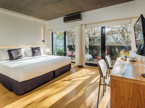 普雷诺帕勒莫苏活酒店