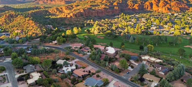 Fireside Nights | Golf & Hikes | Pet & RV Friendly图片