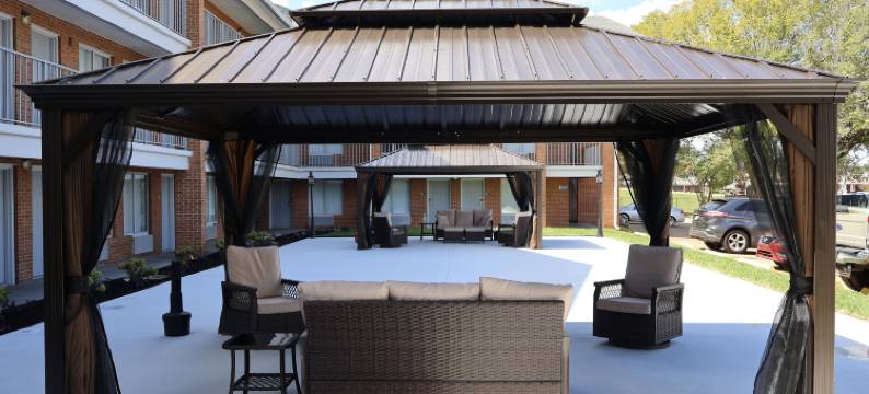 温德姆伯锡尔城戴斯酒店及套房(Days Inn & Suites by Wyndham Bossier City)图片