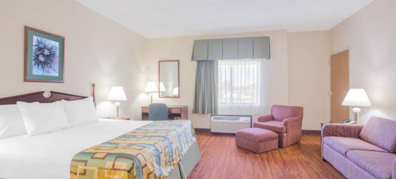 科宾呗盟套房酒店(Baymont by Wyndham Corbin)图片