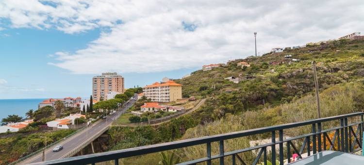GuestReady - Paraíso do Caniço com vista mar图片