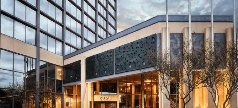 达拉斯市场中心皇冠假日酒店(Crowne Plaza DALLAS MARKET CTR - LOVE FIELD by IHG)图片