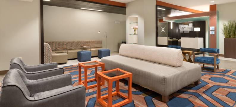 智选假日套房酒店南温泉城(Holiday Inn Express & Suites HOT SPRINGS by IHG)图片