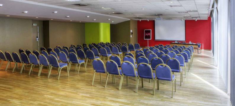 贝桑松米科公园美居酒店(Hôtel Mercure Besançon Parc Micaud)图片