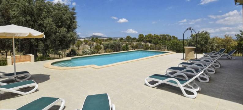 House in Majorca with Pool and Mountain Views图片