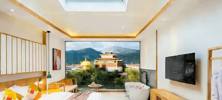 景悦▪观城｜LUXURIOUS●CHICPRIVATE富氧供暖民宿(独克宗古城店)图片
