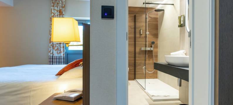 卡斯特德蓬莱斯酒店(Castel de Pont-a-Lesse)图片