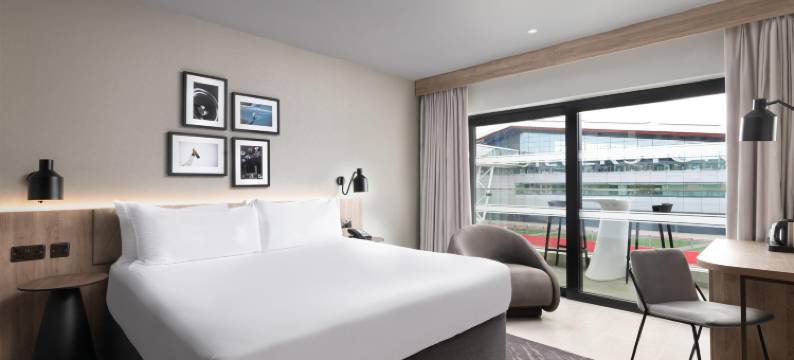 银石希尔顿花园酒店(Hilton Garden Inn Silverstone)图片