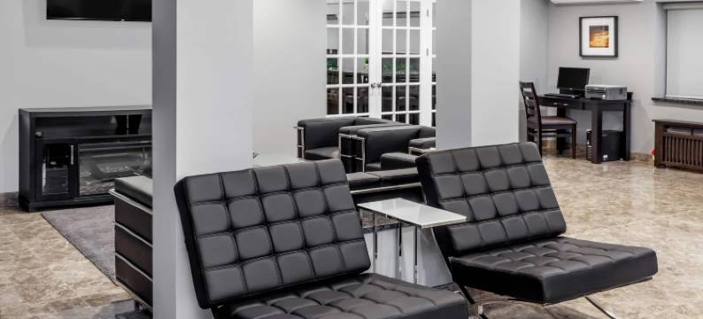 格伦维尤呗盟酒店(Baymont by Wyndham Glenview)图片