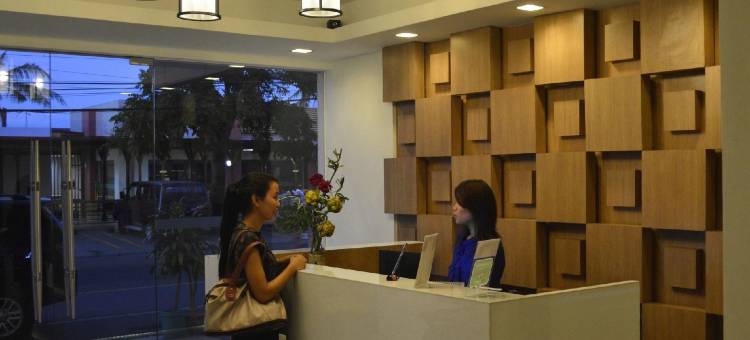 塔克洛班广场酒店(Tacloban Plaza Hotel)图片
