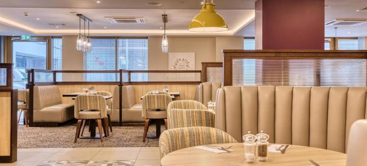 泽西圣河烈(巴斯街)优品迎酒店(Premier Inn Jersey St Helier (Bath Street))图片