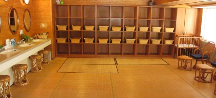 北志賀白色客棧酒店(Hotel White Inn Kitashiga)图片