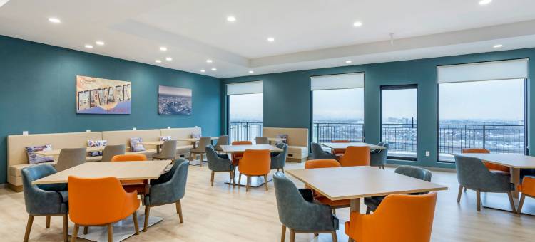 纽瓦克机场福朋喜来登酒店(Four Points by Sheraton Newark Airport)图片