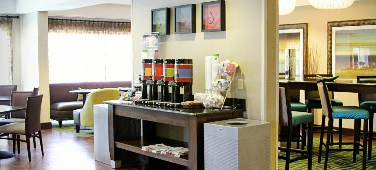 欢朋坦帕洛基泊因酒店(Hampton Inn Tampa-Airport/Rocky Point)图片