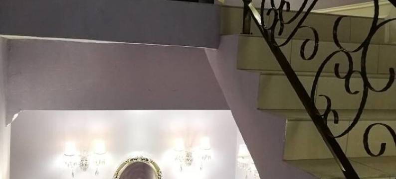 一天汽车酒店(1 Day Car Hotel Station 18)图片