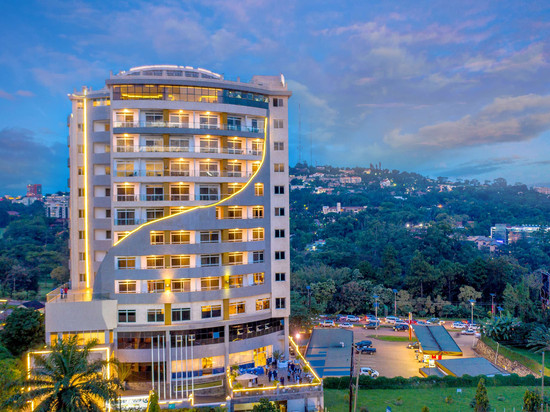 坎培拉迦南金色郁金香酒店