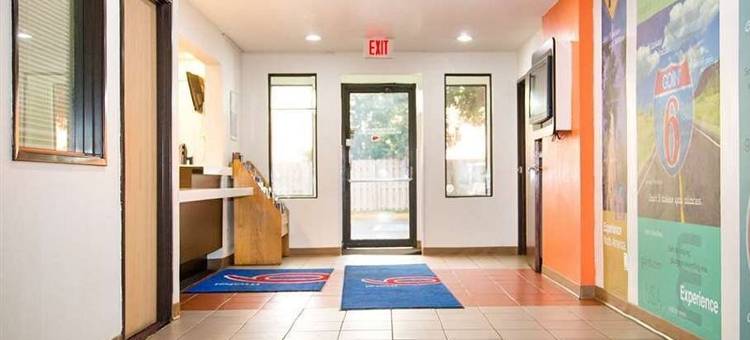 奥马哈6号汽车旅馆(Motel 6 Omaha, NE)图片