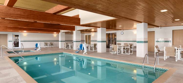 罗切斯特南卡尔森乡村套房酒店(Country Inn & Suites by Radisson, Rochester South, MN)图片