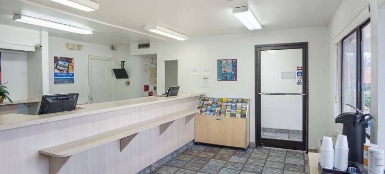 维珍尼亚弗雷德里克斯堡 - 北 6 号汽车旅馆(Motel 6 Fredericksburg, VA - North)图片