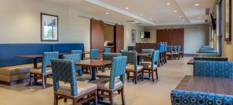 博伊西机场舒适套房酒店(Comfort Inn & Suites Boise Airport)图片