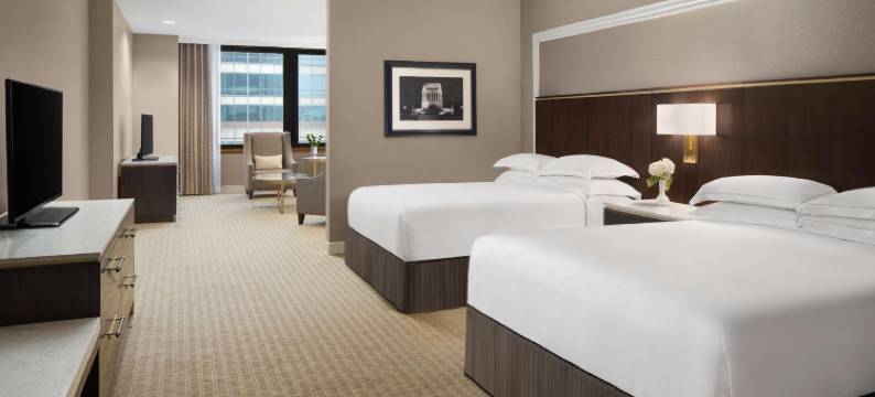 印第安纳波利斯希尔顿套房酒店(Hilton Indianapolis Hotel & Suites)图片