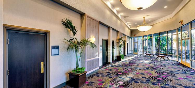 圣迭戈贝赛德温德姆酒店(Wyndham San Diego Bayside)图片