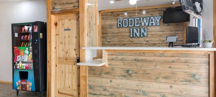 鲍-霍查顿罗德威酒店(Rodeway Inn Broken Bow-Hochatown)图片