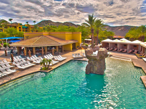 凤凰城希尔顿塔帕蒂奥悬崖度假村