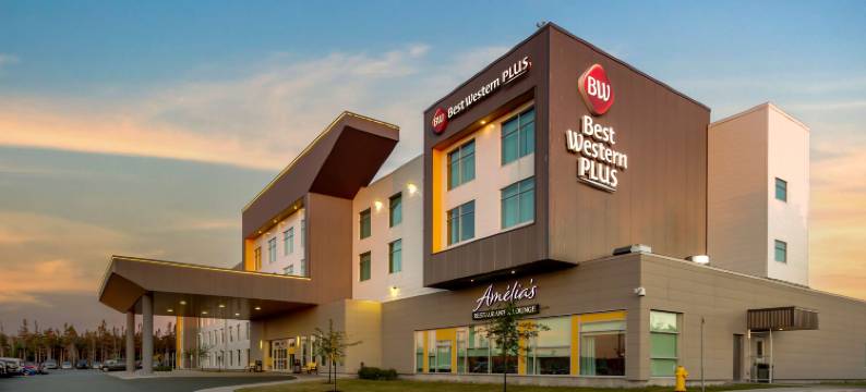 圣约翰机场贝斯特韦斯特优质套房酒店(Best Western Plus St. Johns Airport Hotel and Suites)图片