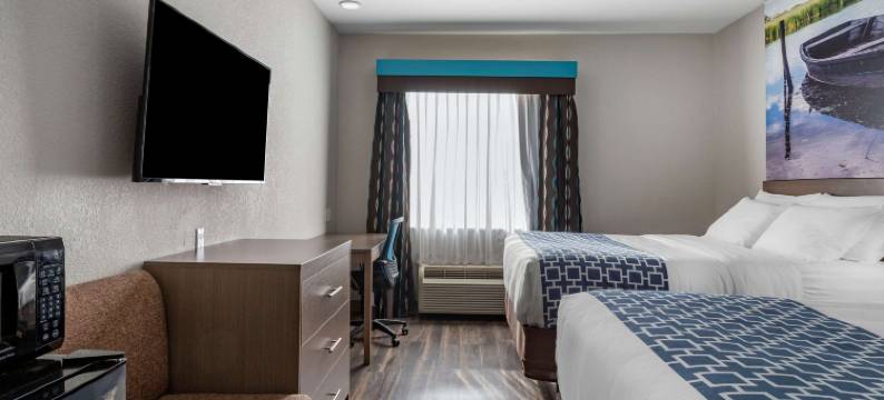 萨尔法-查尔斯湖克拉丽奥波因特酒店(Clarion Pointe Sulphur - Lake Charles)图片