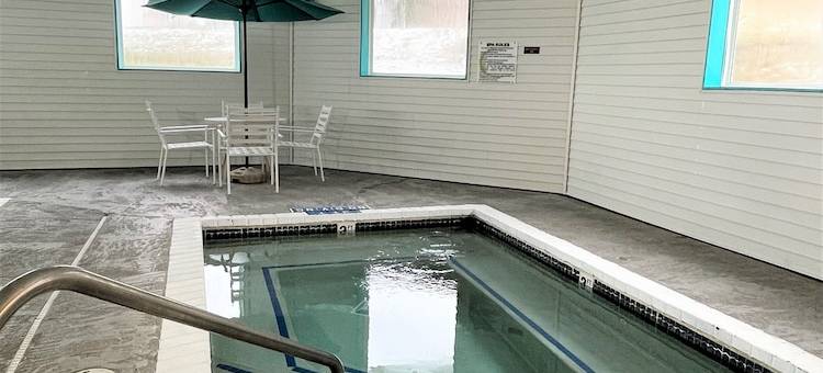 佩托斯基美吟温德姆酒店(AmericInn by Wyndham Petoskey)图片