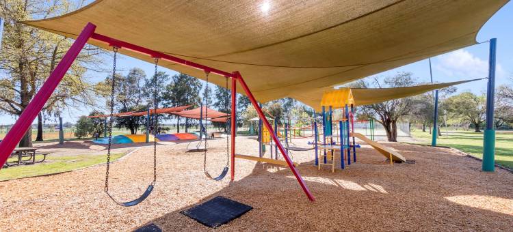 科布拉姆RACV假日公园(Racv Cobram Resort)图片